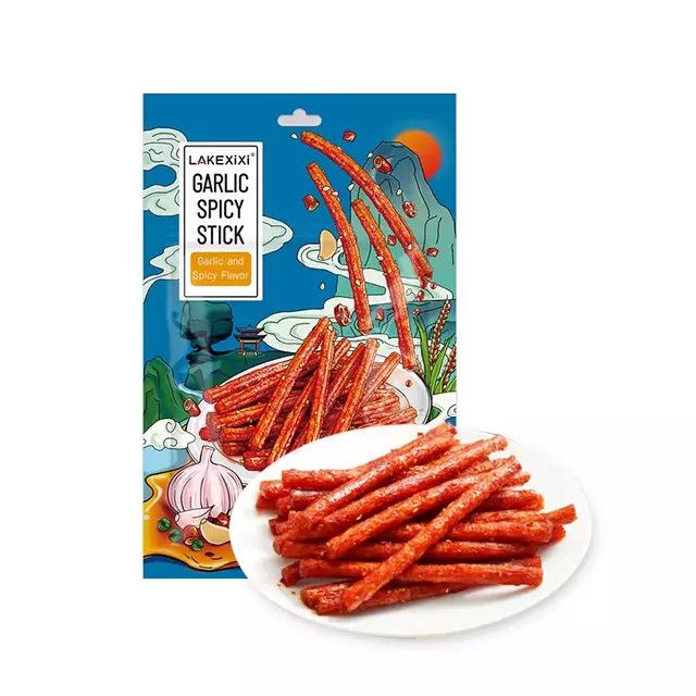 Снеки латяо стіки Lakexixi La Tiao Garlic Spicy stick Garlic and Spicy Flavor Пікантний з перцем та Часником Пакет 26г