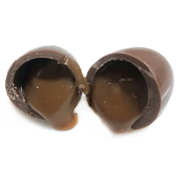 Шоколадна шишка Новорічна з підвіскою Figaro Liqueur Caramel з лікером 27г - 2