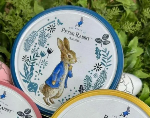 Печиво Cвяткове Jacobsens Bakery Peter Rabbit Benjamin Bunny Blue Кролик Пітер з шоколадною крихтою жб Бокс 150г - 2