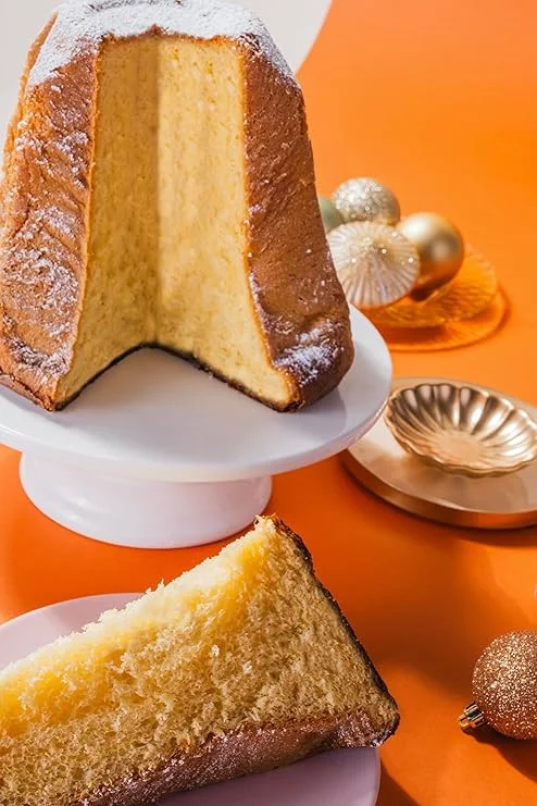 https://images.prom.ua/7111271301_panettone-podarunok-svyatkovij.jpg