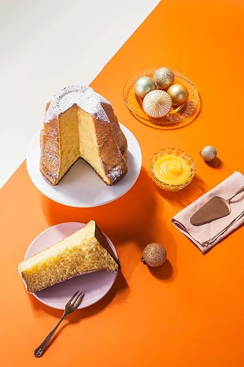 https://images.prom.ua/7111271544_panettone-podarunok-svyatkovij.jpg