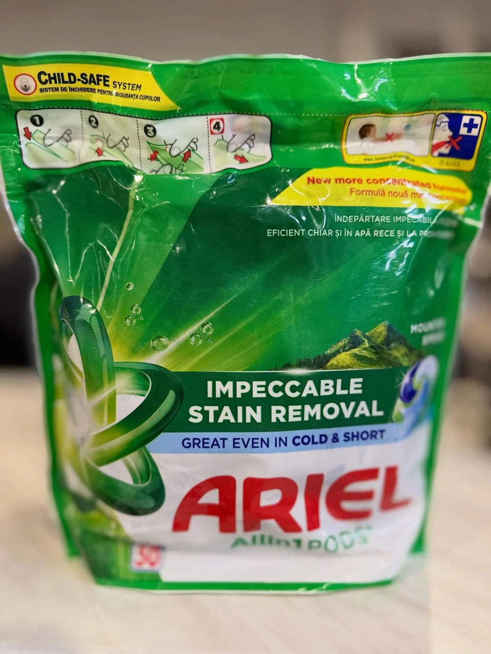 Капсули для прання 4в1 Універсал Ariel Pods All-in-1 Impeccable Stain removal Montain Spring Арієль Бездоганне видалення плям 50шт