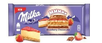 Молочний шоколад Milka Strawberry Cheesecake з смаком чизкейка полуниці та печивом 300г