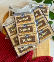 Товар Солодощі Казінаки кунжутні Bonitki SEZAMKI Classic Боніткі Сезамки класичні в карамелі 3шт 81г