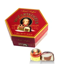 Товар Цукерки шарики Моцарта Maitre Truffout Mozart Kugeln Майстер Труфо Моцарткугель Праліне фісташка з марципаном Бокс 300г