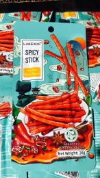Снеки латяо палички Lakexixi La Tiao Spicy stick Hot and Spicy Flavor Пікантний з гострим перцем Пакет 26г