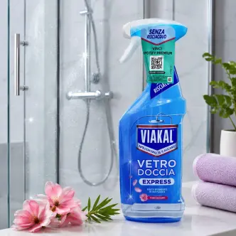 Засіб для миття Скла душових Кабін Viakal Vetro Doccia Fiori Eleganti Віакал проти Мильних відкладень Червоні квіти Спрей 470мл