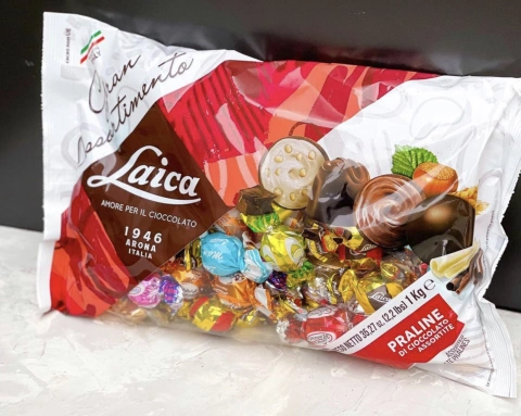 Шоколадні цукерки LAICA асорті laica 1000грам (італія)