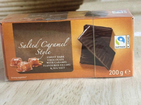 Шоколад чорний з начинкою карамелі та морською сіллю J.D.Gross Salted Caramel Style Finest Dark Chocolate Caramel&Sea Salt 200г