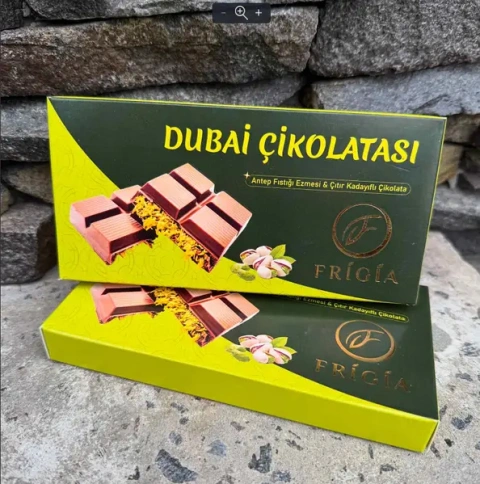 Шоколад Дубайський Frigia Dubai Kadayif Chocolate with Pistachio молочний з фісташками та Кадаїфом 200г