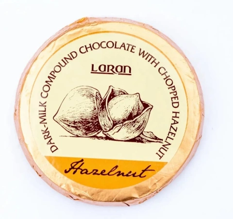 Цукерка шоколадна Медальон Laran Dark Milk Compound Chocolate Chopped Hazelnut Ларан темномолочний шоколад з Фундуком в Фользі 20г