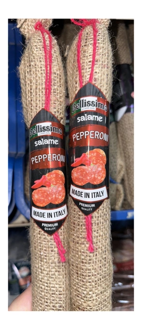 Ковбаса Салямі італійська Bellissimo Salame Pepperoni Premium Белісімо свинина з перцем Пепероні пікантна Палка 300г