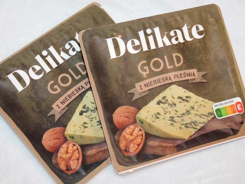 Сир з цвіллю Блакитною Delikate Gold z Niebieska Pliesnia Делікат брусок Трикутник Контейнер 100г
