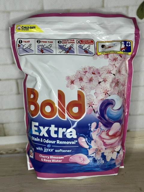 Капсули для прання з Ленор Універсальні Bold Extra Stain&Odor Removal Lenor Cherry Blossom&Rose 4in1 Болд Квіти вишні Мегапак 50шт
