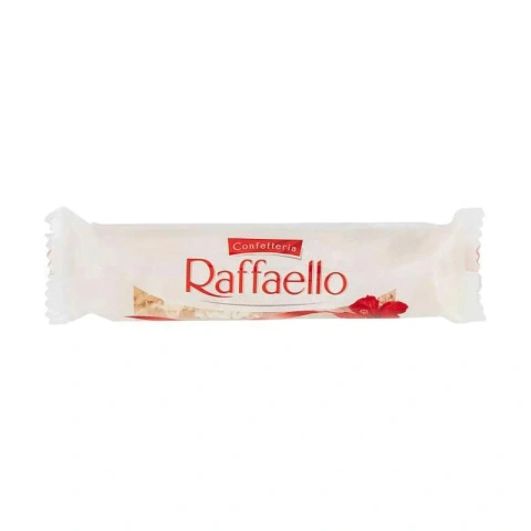Цукерка кокосова Confetteria Raffaello Ferrero Конфетерія Рафаелло з мигдалем 40г