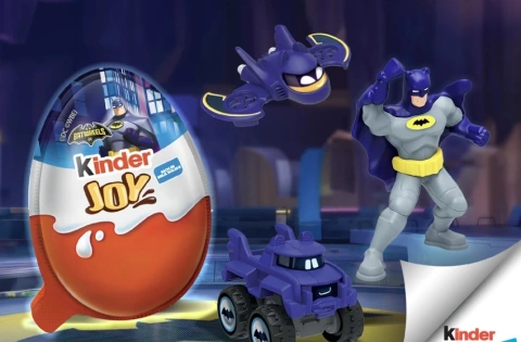 Шоколадне Яйце з Іграшкою Kinder JOY BatWheels Series Surprise Boys Кіндер Джой Бетмен БетВілс Сюрпрайз для Хлопчиків 20г